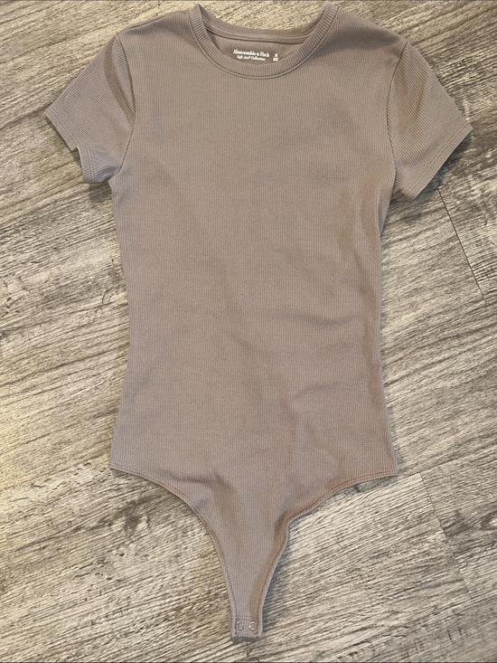 Abercrombie & Fitch Tops - Abercrombie & Fitch Soft AF Collection Ribbed Bodysuit Taupe Brown Stretch Top M